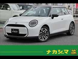 ミニ ミニ 3ドア COOPER E Essential TRIM RHD 
