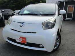 トヨタ iQ 1.3 130G レザーパッケージ プラス 禁煙車　純正ナビ　ワンセグTV　ETC　スマ