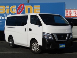 日産 NV350キャラバン 2.0 DX ロングボディ 低床6人乗り　両側スライドドア　社外ナビ