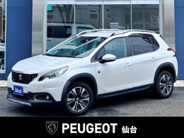 プジョー 2008 クロスシティ 特別仕様車 ハーフレザー 純正ナビ