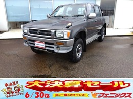 トヨタ ハイラックス 2.8 SSR ダブルキャブ ロングボディ ディーゼル 4WD ロールバーDAスキッドプレートBカメラ