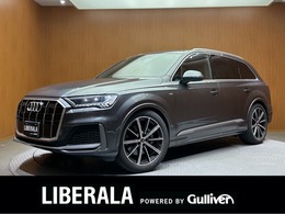アウディ Q7 45 TFSI クワトロ Sライン リミテッド 4WD 限定車　ACC　黒革シート　HUD　バーチャル