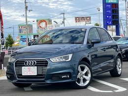 アウディ A1スポーツバック 1.0 TFSI スポーツ メーカーナビ/ターボ/CD・DVD再生/フルセグ