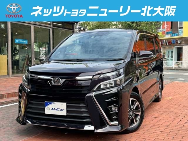 VOXY入荷しました！細かい傷が多数あるので現車確認お願いいたします。