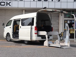 トヨタ ハイエースバン 2.0 ウェルキャブ Aタイプ ロング 純正ナビ/バックカメラ