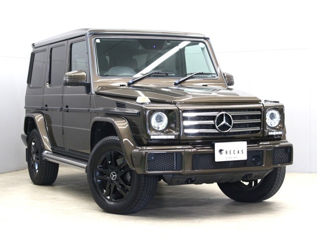 お洒落なエクステリアのシトリンブラウンカラーの最終モデルG350dラグジュアリーパッケージが入庫いたしました。39000km時までの記録簿も装備されております。