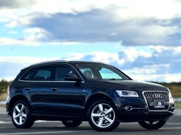 アウディ Q5 2.0 TFSI クワトロ Sラインパッケージ 4WD 法人1オーナー車　最終型　純正MMIナビTV