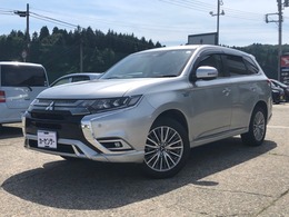 三菱 アウトランダーPHEV 2.4 G 4WD ワンオーナー 禁煙車 ナビTV ETC Bluetooth