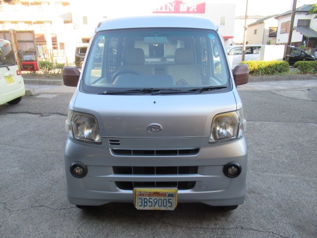 出張査定などで不在時ありますので、現車確認は事前にお電話ください。090-3889-4682