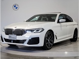 BMW 5シリーズ 523i Mスポーツ サンルーフ・harmankardon・サンプロテクト