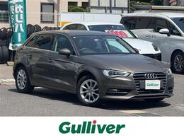 アウディ A3スポーツバック 1.4 TFSI 禁煙/正規ディーラー車/純正メモリナビ/CD/