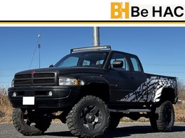 ダッジ ラムトラック 4WD リフトアップ/社外アルミ/3(6)人乗り