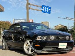 フォード マスタングコンバーチブル GT コンバーチブル 左ハンドル ブラウンレザー バックカメラ