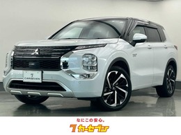 三菱 アウトランダー PHEV 2.4 P 4WD 禁煙車/マイパイロット/e-アシスト/9インチ