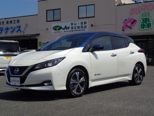 販売車輌は全車（一部対象外車輌あり弊社規定による）1年間走行距離無制限の保証付きです。全国保証になりますので遠方のお客様でもお近くの各ディーラーにて保証修理が可能です。※2年～3年の長期保証プランあり