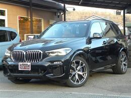 BMW X5 xドライブ 35d Mスポーツ ドライビング ダイナミクス パッケージ 4WD エアサス・純正ナビ・バックカメラ