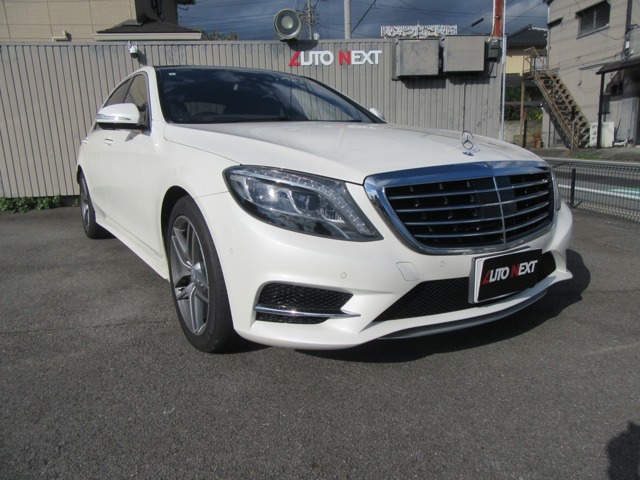 ワンオーナー　ディーラー車 取扱説書、記録簿、保証書などの書類関係は一式揃っております。