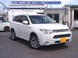 三菱 アウトランダーPHEV 2.0 G セーフティパッケージ 4WD 衝突軽減システム　レーンアシスト　パドル