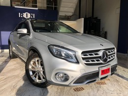 メルセデス・ベンツ GLAクラス GLA220 4マチック 4WD プレミアムPKG　パノラミックルーフ