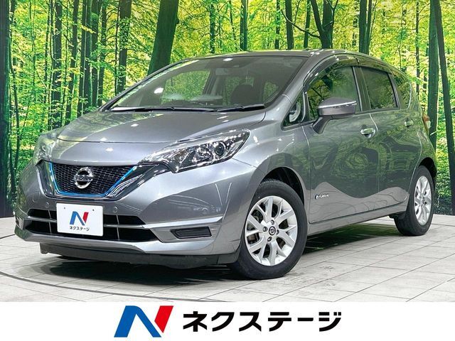 スマートキー　踏み間違い衝突防止　フロント/バックソナー　車線逸脱警報
