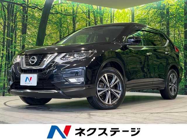 4WD　SDナビ　全周囲カメラ　衝突被害軽減システム　プロパイロット