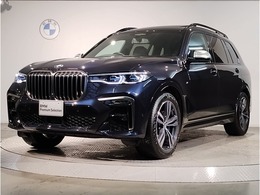 BMW X7 M50i 4WD 1オーナースカイラウンジSRリアエンター