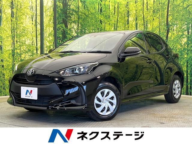4WD　ナビ付ディスプレイオーディオ　寒冷地仕様　バックカメラ