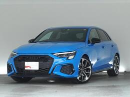 アウディ S3スポーツバック 2.0 4WD ブラックスタイリングパッケージ認定中古車