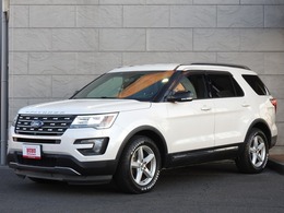 フォード エクスプローラー XLT エコブースト ディーラー車