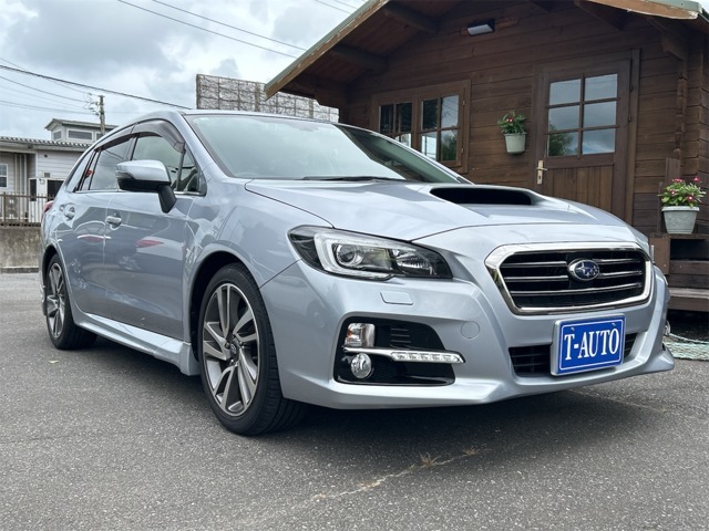 3ヶ月または3000km保証付きエンジン・ミッションその他消耗品まで含めて全て対応します。（オーディオ・ナビは除く）