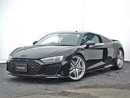 アウディ R8 V10 パフォーマンス 5.2 FSI クワトロ 4WD 