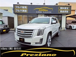 キャデラック エスカレード プラチナム 4WD 正規ディーラー車　ナビマッサージ機能付