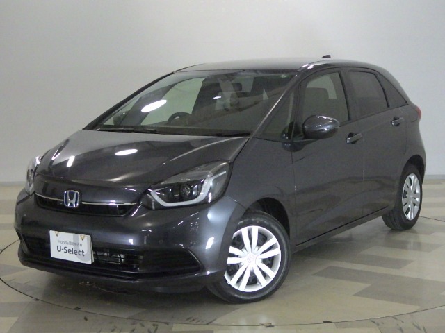 令和6年式　当社元デモカー　フィットe:HEVが入庫いたしました！内外装とても綺麗です！9インチホンダコネクトナビ装備！シックなフィットをお探しの方におすすめの一台となっております。