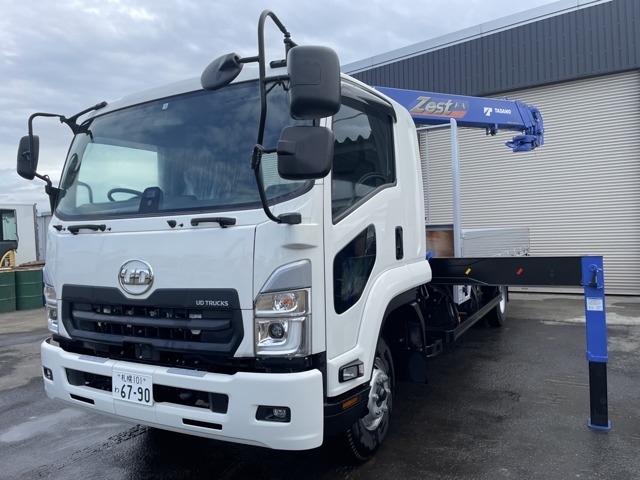 UDトラックス コンドル 2.5tタダノ4段ラジコン 角足 6MT 2023年