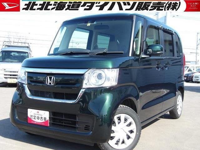 広い室内空間と優れた乗り心地。エンジンスターターやETCなど嬉しい装備を搭載した充実装備のN-BOX。ブリティッシュグリーンのボディーカラーは人気色です。