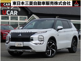 三菱 アウトランダー PHEV 2.4 P 4WD 禁煙車　電動サンルーフ　マイパイロット