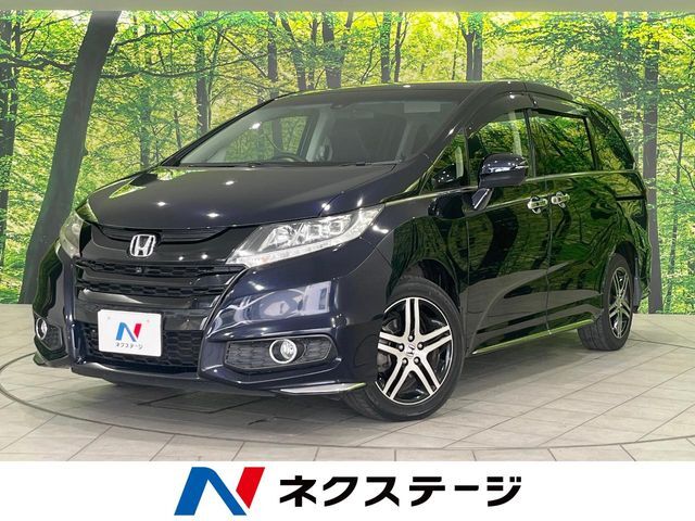4WD　両側電動スライドドア　フリップダウンモニター　フロントカメラ