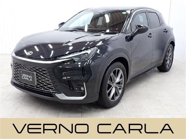 【4WD・衝突軽減B・障害物センサー・全方位カメラ・PWゲート・PWシート・シートヒーター・LEDヘッドライト・スマートキー・純正AW】純正DA・フルセグTV・Bluetooth・ETC・ドラレコ・HUD