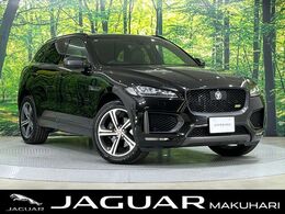ジャガー Fペイス 300スポーツ 2.0L P300 4WD 認定中古車　シートヒーター　シートメモリ