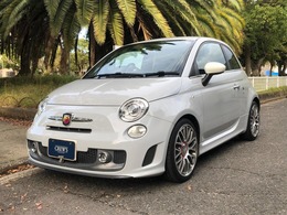 アバルト 595 ツーリズモ レザーシート　キセノン　パドルシフト