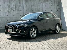 アウディ Q3 35 TFSI advanced 