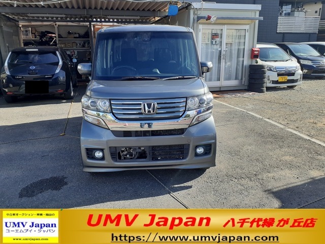 すべて総額表示の店【UMV Japan】です。どうぞお気軽にお問い合わせ・現車確認にお越しください！