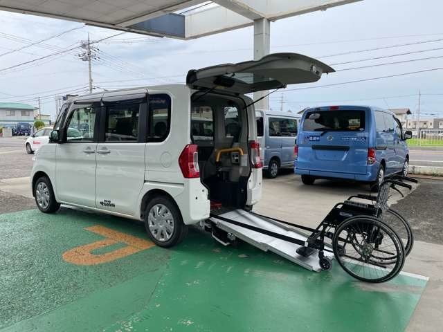 別途お車の写真・お見積り等お送りさせて頂く事も出来ますのでお気軽にお問い合わせくださいませ。