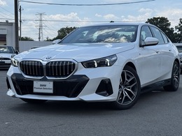 BMW 5シリーズ 523d xドライブ Mスポーツ ディーゼルターボ 4WD 当社デモカー ヘッドアップD ACC 禁煙車