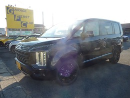 三菱 デリカD：5 2.2 シャモニー 電動サイドステップ非装着車 ディーゼルターボ 4WD 両側パワースライドドア　パワーバックドア