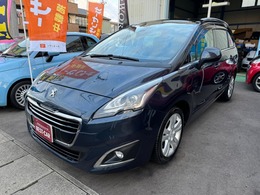 プジョー 5008 シエロ 禁煙車・ナビ・TV・ガラスルーフ・7人乗り