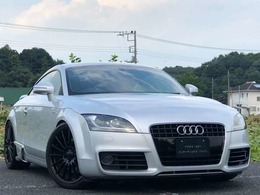 アウディ TT クーペ 3.2 クワトロ Sラインパッケージ 4WD 社外リアウイング・社外サイドカバー・社外