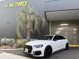 アウディ RS4アバント 2.9 4WD RSスポーツエグゾースト　RSデザインパッケ