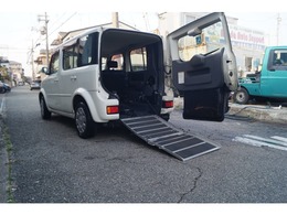 日産 キューブ 1.4 チェアキャブ スロープタイプ リヤシート有 