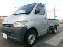 トヨタ ライトエーストラック DX　0.75トン　4WD 